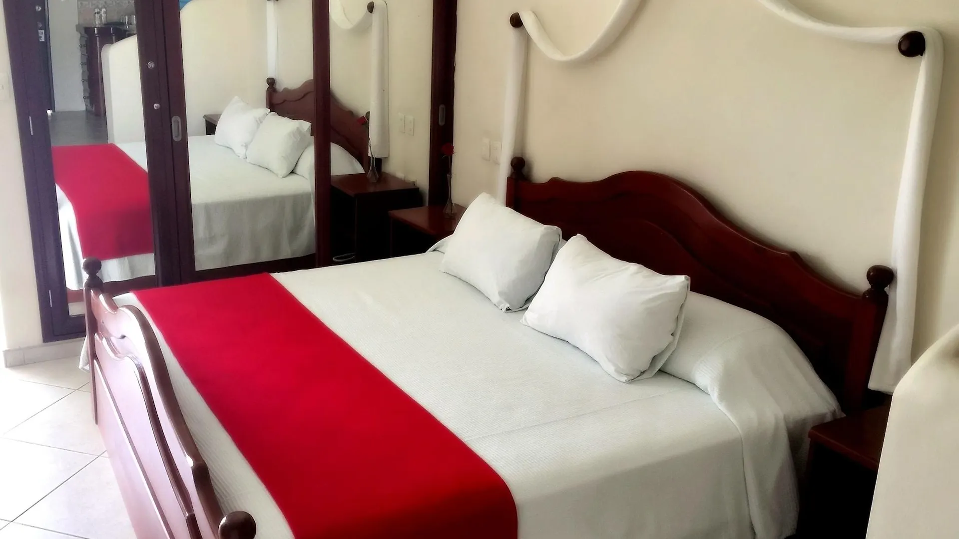Villas Coco Resort - All Suites Isla Mujeres Hotel