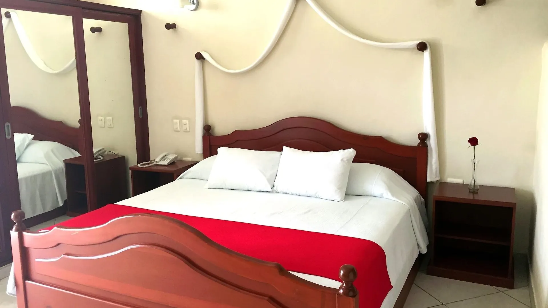Villas Coco Resort - All Suites Isla Mujeres Hotel